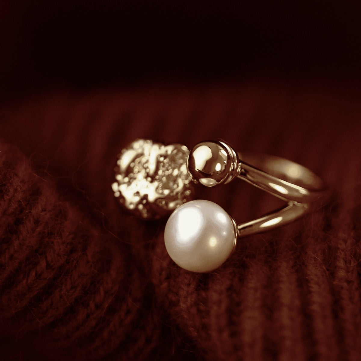 Geometric Trendy Women's Open Index Finger Ring High-end Design Nounce Fold Inlaid Pearl Stainless Steel Gold-color Plated Band