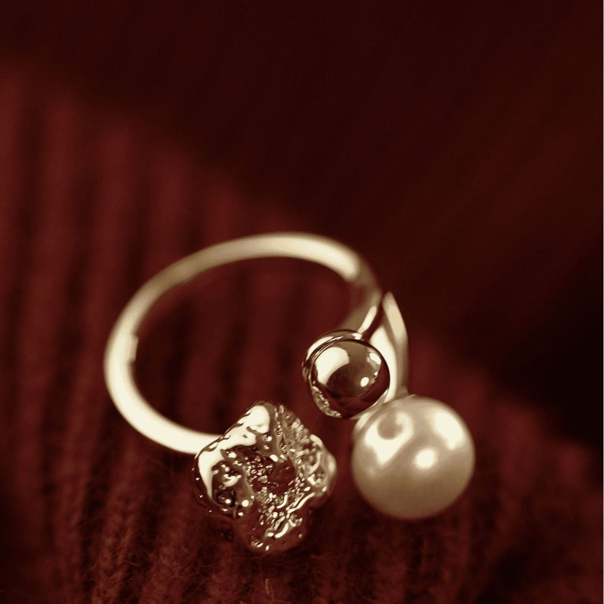 Geometric Trendy Women's Open Index Finger Ring High-end Design Nounce Fold Inlaid Pearl Stainless Steel Gold-color Plated Band