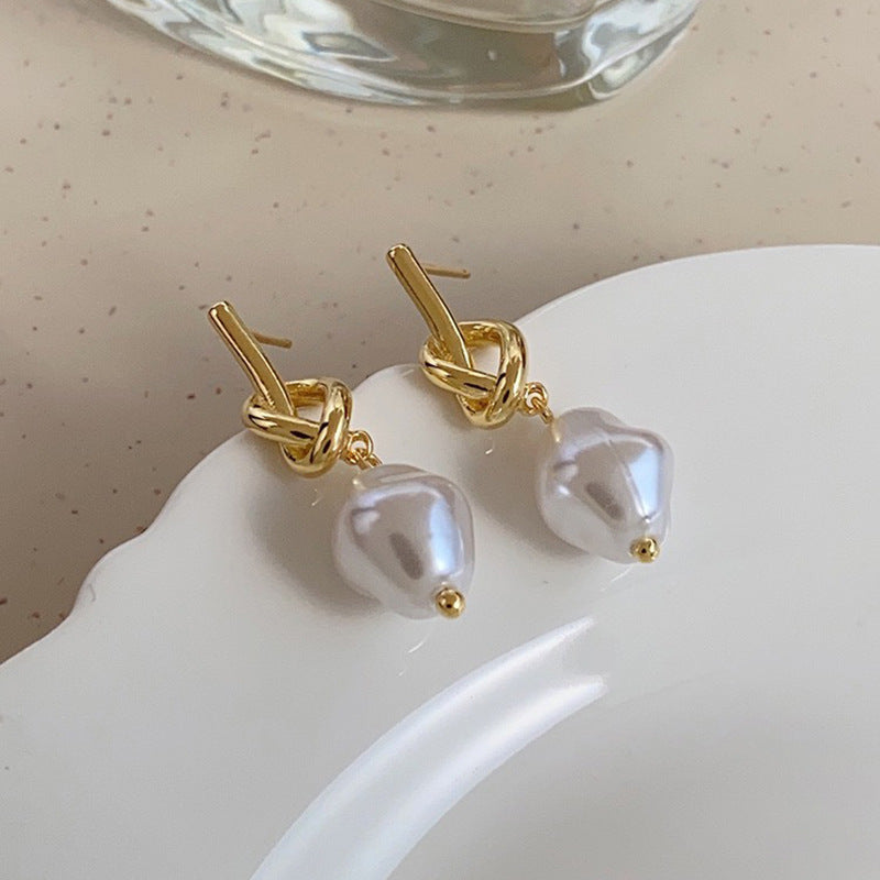 High-quality New Stainless Steel Electroplating 18K Gold Imitation Pearl Drop Earrings Gold Knot Buckle Trendy Anniversary